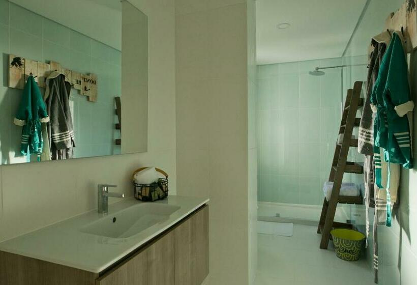 آپارتمان سوپریور 3 خوابه, You And The Sea