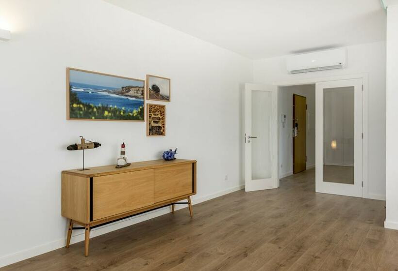 آپارتمان سوپریور 3 خوابه, You And The Sea