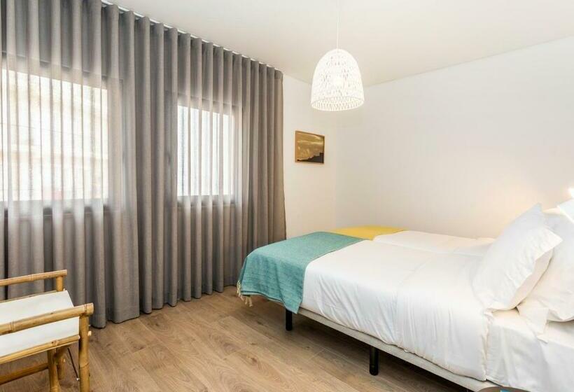 آپارتمان 4 خوابه, You And The Sea