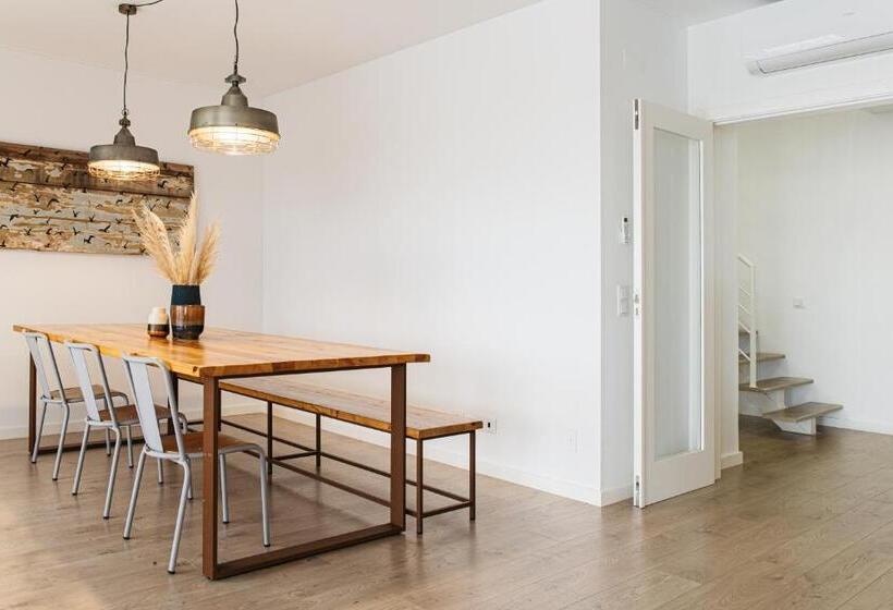 آپارتمان دوبلکس 1 خوابه, You And The Sea