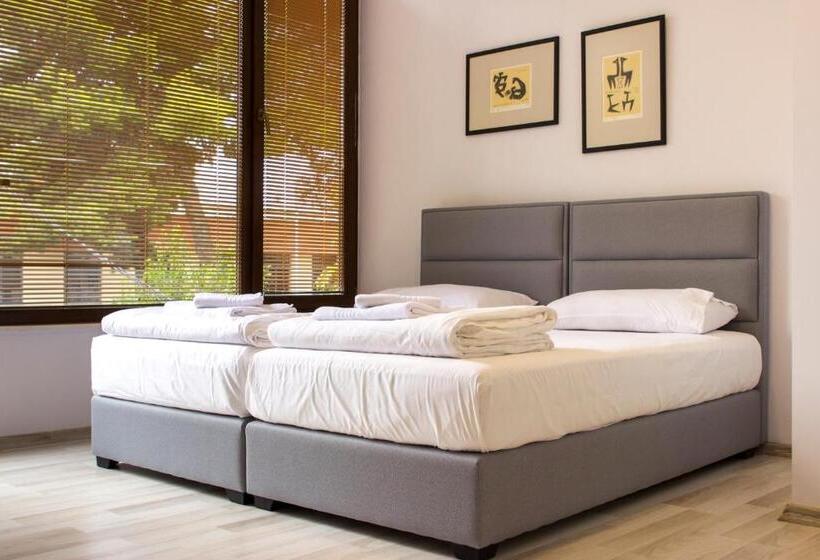 חדר סטנדרט, Art Hostel