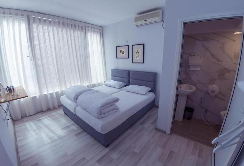 스탠다드 룸, Art Hostel