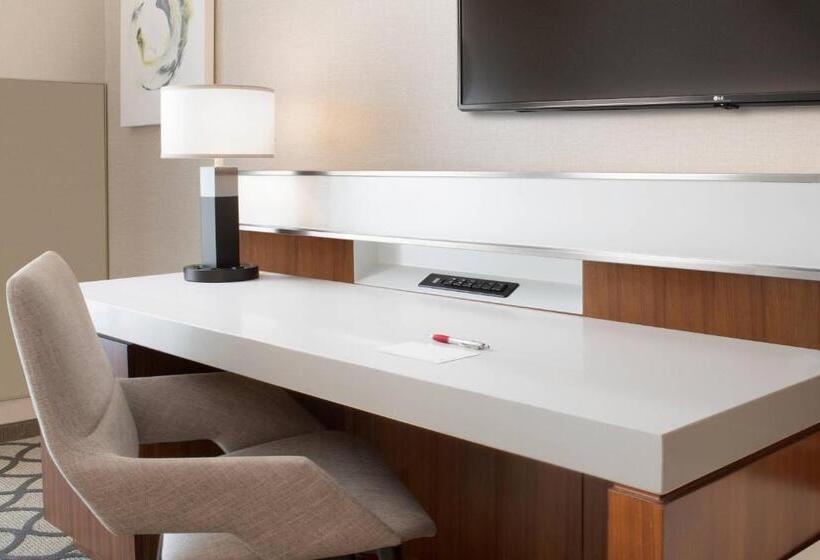 غرفه قياسيه سريرين مزدوجين, Marriott Dallas Allen Hotel & Convention Center