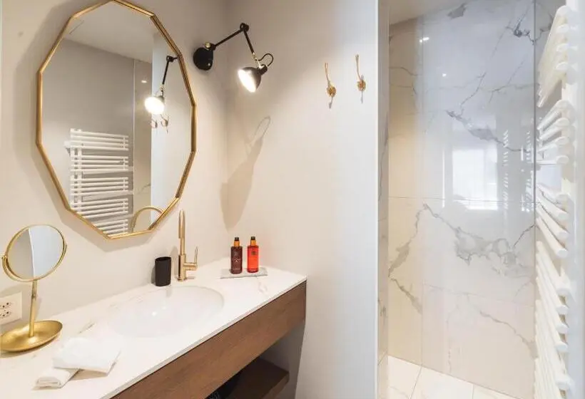 コンフォートルーム, Boutique Hotel Glacier