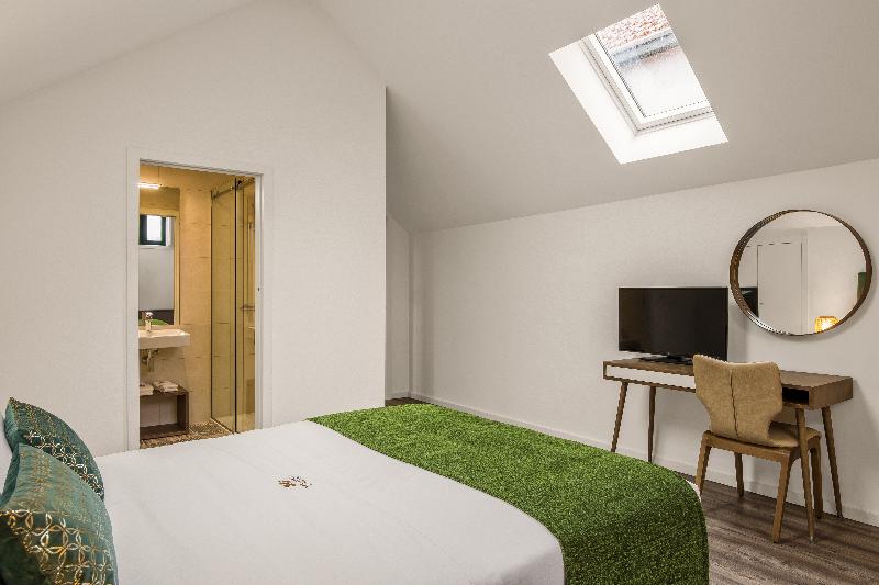 דירת חדר, 296 Heritage Apartments