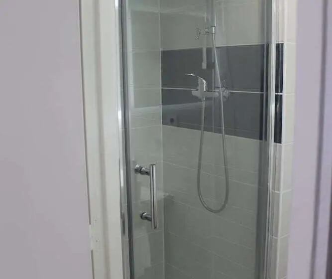 ファミリールーム, Brit Hotel Confort Manosque Cadarache
