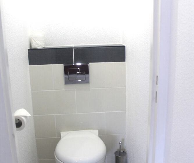 ファミリールーム, Brit Hotel Confort Manosque Cadarache