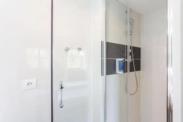 スタンダードシングルルーム, Brit Hotel Confort Manosque Cadarache