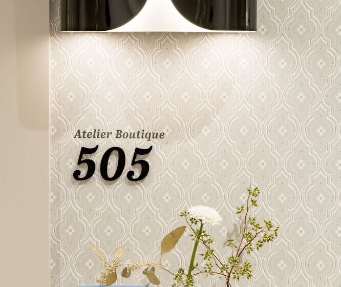 Standard Szoba, La Couronne Atelier Dependance