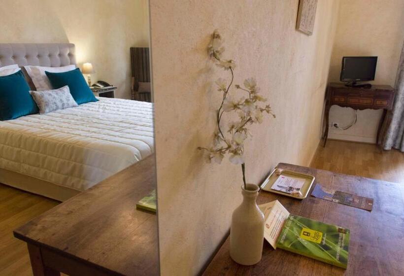 غرفة سوبيريور مطلّة علي الحديقة, Les Hospitaliers