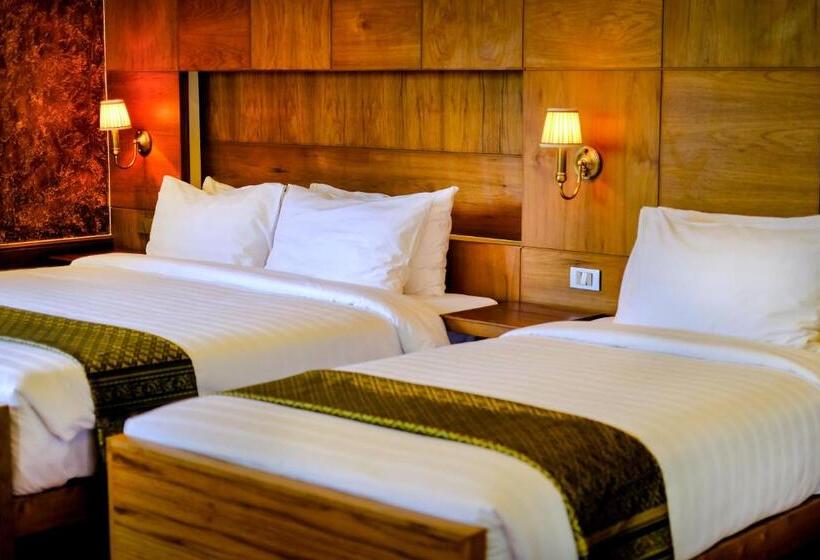 스탠다드 트리플 룸, Naiyang Park Resort   Sha Extra Plus