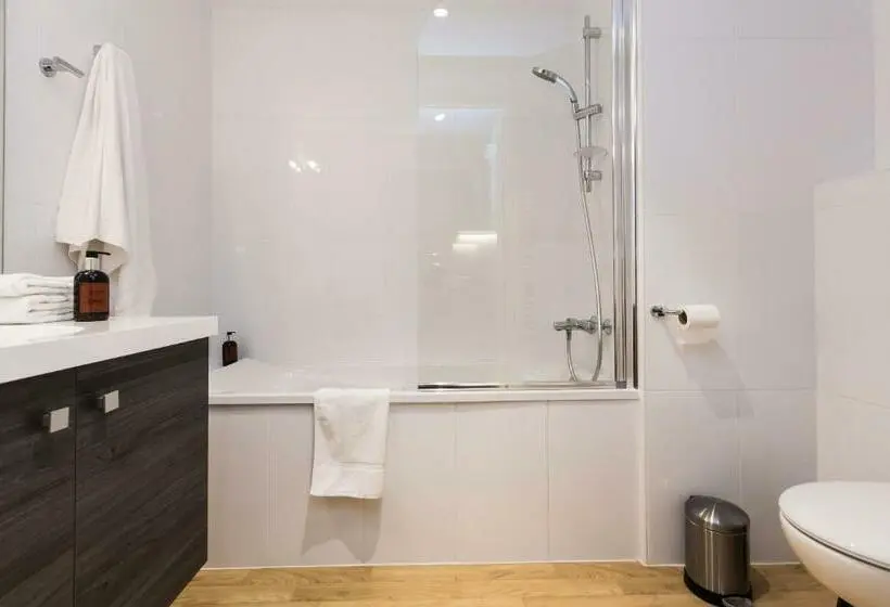 استودیوی استاندارد, Odalys City Paris Montmartre