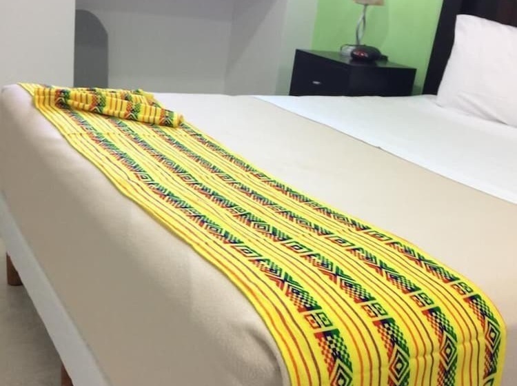 חדר סטנדרט יחיד, Parque Marimba