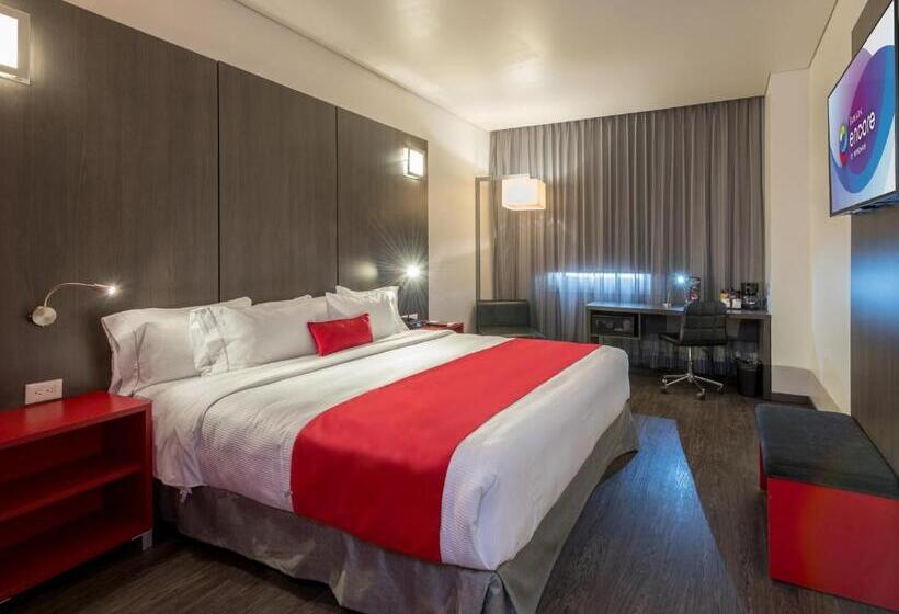 اتاق استاندارد با تخت بزرگ, Ramada Encore By Wyndham Aguascalientes