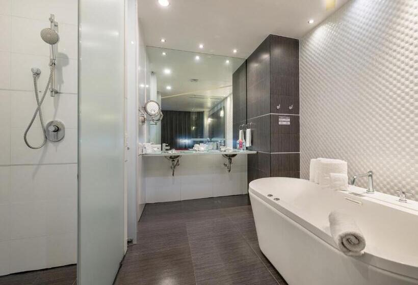 سوئیت با تخت بزرگ, Ramada Encore By Wyndham Aguascalientes