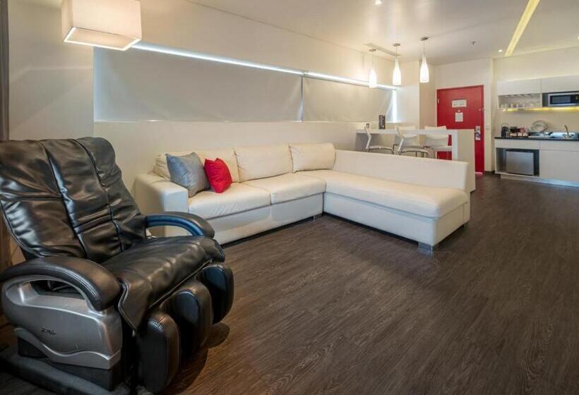 سوئیت با تخت بزرگ, Ramada Encore By Wyndham Aguascalientes