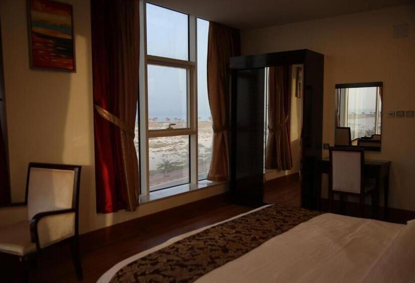 غرفة ديلوكس مطلّة علي البحر, Raoum Inn Khafji Corniche
