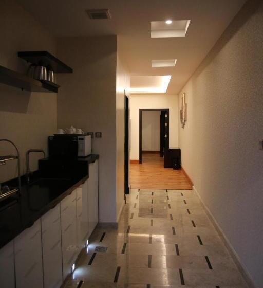 جناح ديلوكس, Raoum Inn Khafji Corniche