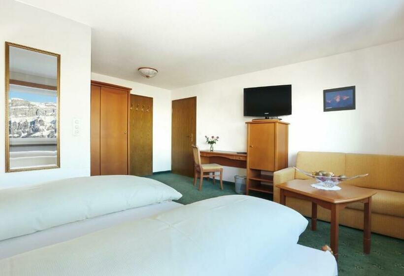 コンフォートルーム, Tannenboden Steinbock