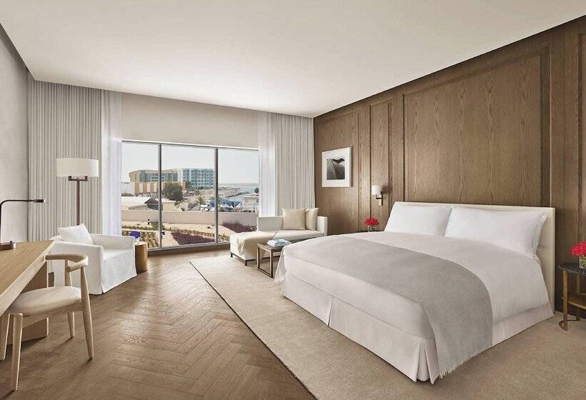 디럭스 룸, The Abu Dhabi Edition