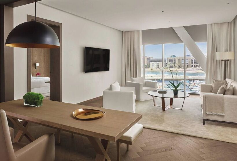 스위트, The Abu Dhabi Edition