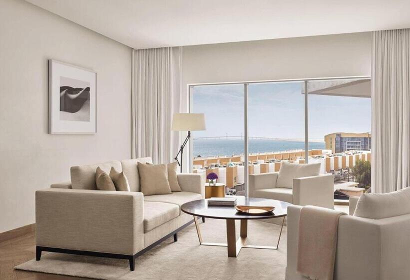 스위트, The Abu Dhabi Edition