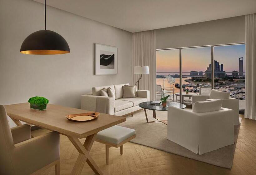 스탠다드 룸, The Abu Dhabi Edition