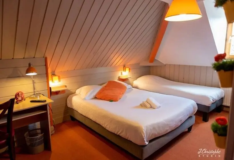 ファミリールーム, Logis Hotel & Restaurant La Corne D Abondance
