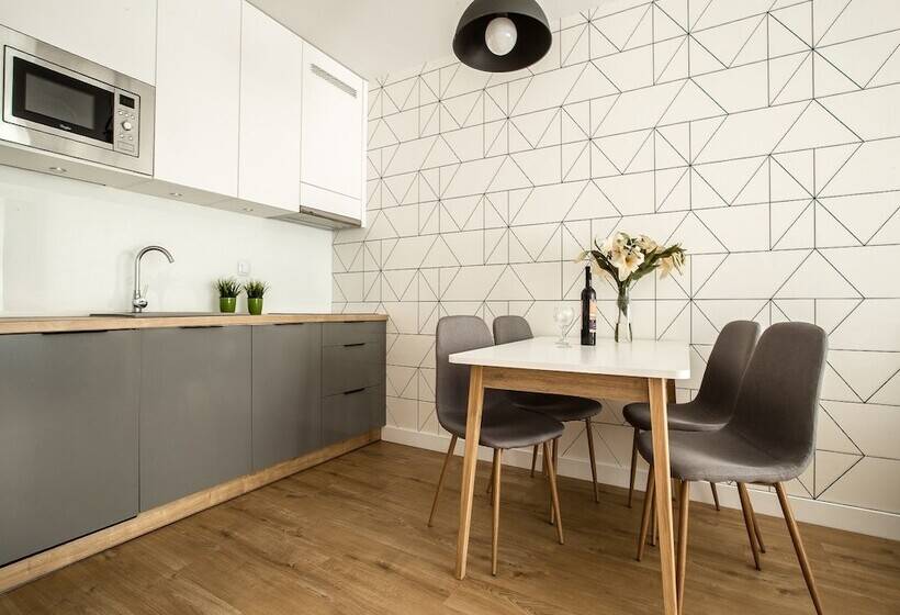 Апартаменты Executive 1 Спальня, Emihouse Cityvibe Apartments