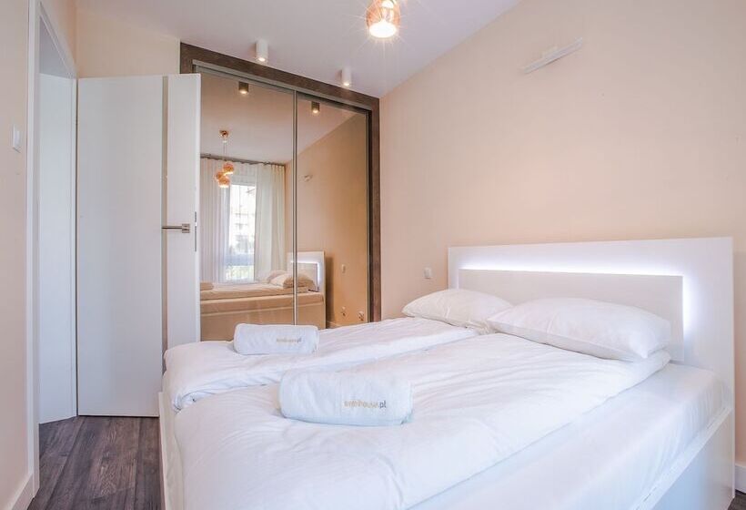 带1个卧室的豪华公寓, Emihouse Cityvibe Apartments