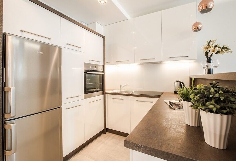 آپارتمان لوکس 1 خوابه, Emihouse Cityvibe Apartments