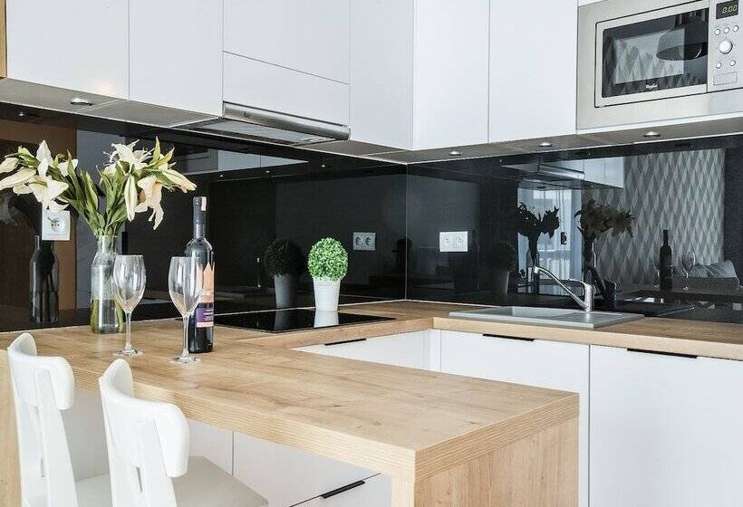 Апартаменты Superior 1 Спальня, Emihouse Cityvibe Apartments