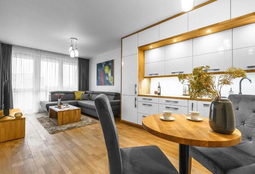 Апартаменты Премиум 1 Спальня, Emihouse Cityvibe Apartments