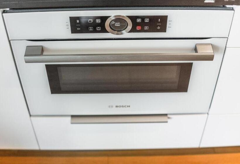 استودیوی استاندارد, Emihouse Cityvibe Apartments