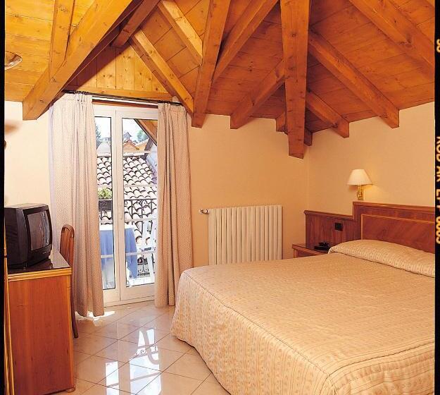 חדר סטנדרט, Bettina