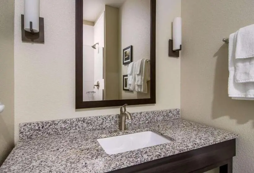 Sviitti King-vuode, Comfort Suites