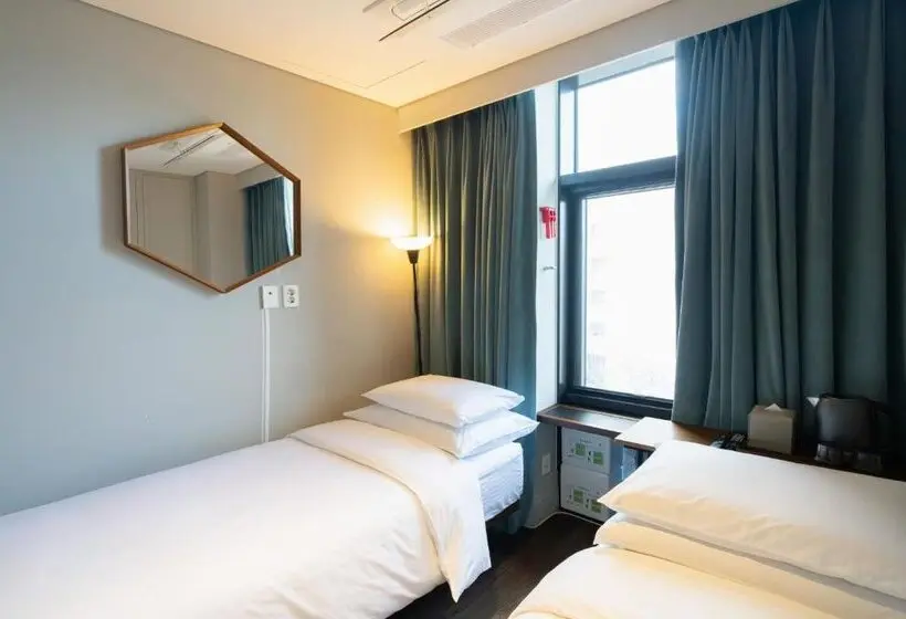 חדר בסיסי, Crescendo Seoul