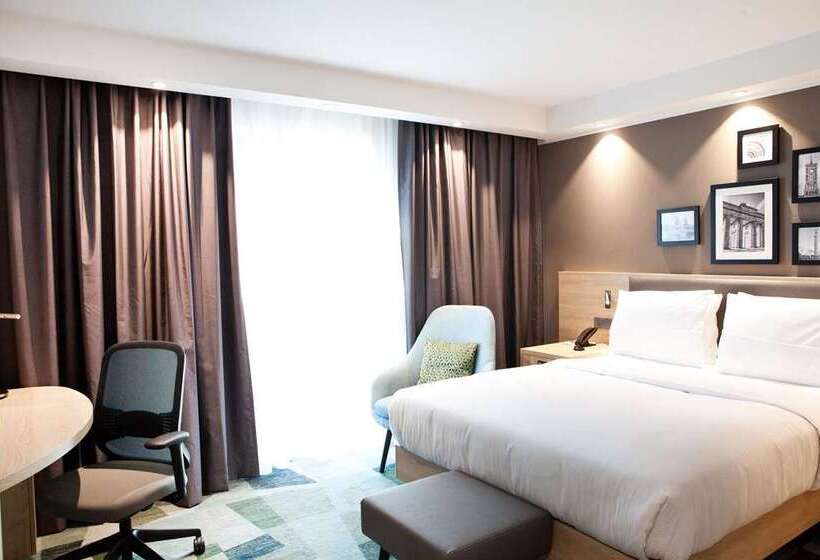 Семейный Номер, Hampton By Hilton Poznan Old Town