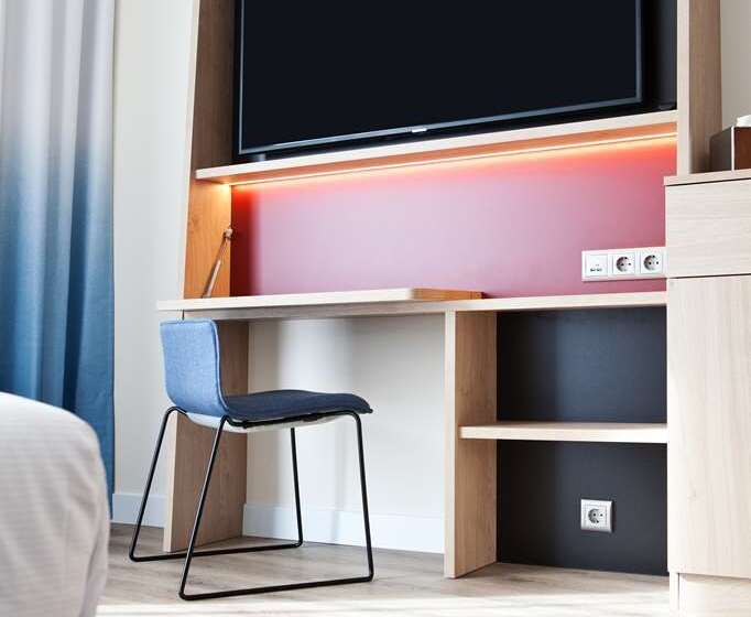 Family Connecting Room, Hampton By Hilton Poznan Old Town