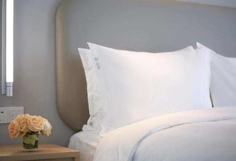 اتاق سوپریور با تخت بزرگ, Holiday Inn Express   Qingdao West Coast, An Ihg