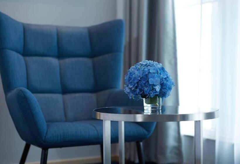 Номер Superior Кровать Кинг, Holiday Inn Express   Qingdao West Coast, An Ihg
