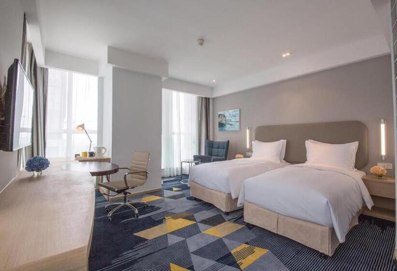 Номер Superior, Holiday Inn Express   Qingdao West Coast, An Ihg