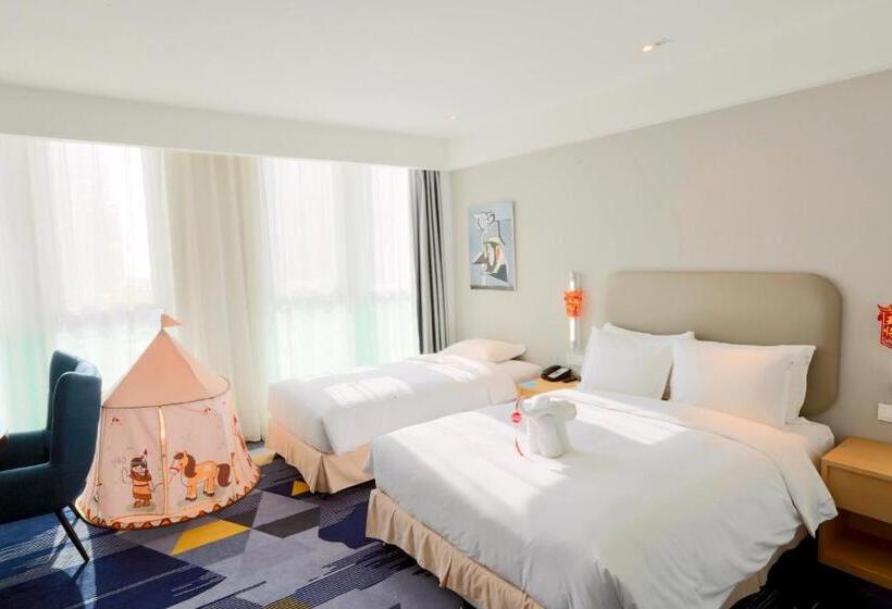 اتاق استاندارد با تخت دو نفره بزرگ, Holiday Inn Express   Qingdao West Coast, An Ihg