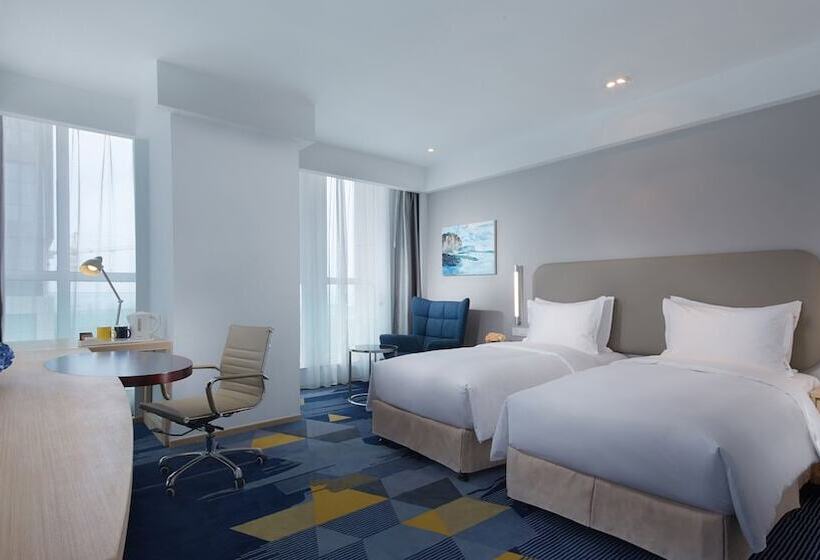 Номер Стандарт, Holiday Inn Express   Qingdao West Coast, An Ihg