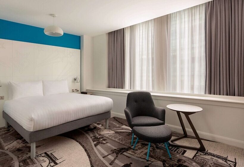 Номер Стандарт, Ibis Styles Glasgow Central