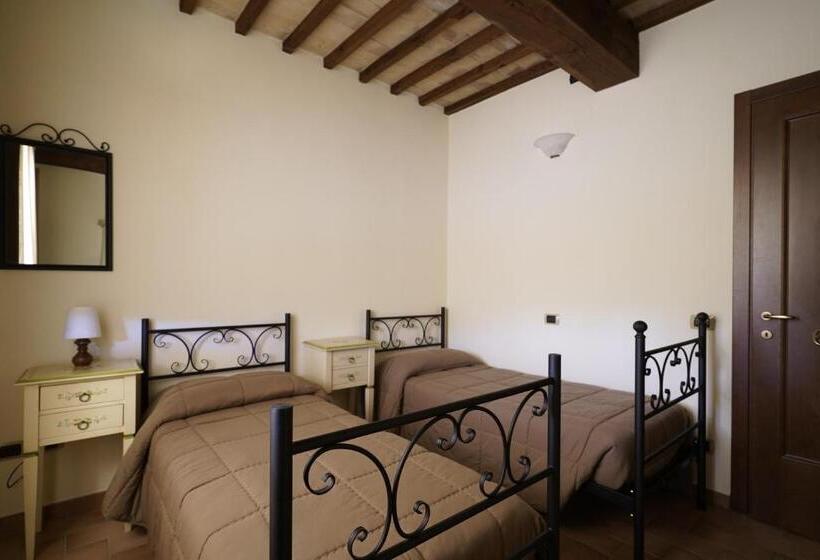 آپارتمان 2 خوابه, Il Castellaro Country House