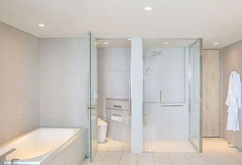 オーシャンビュージュニアスイート, Iraph Sui, A Luxury Collection Hotel, Miyako Okinawa