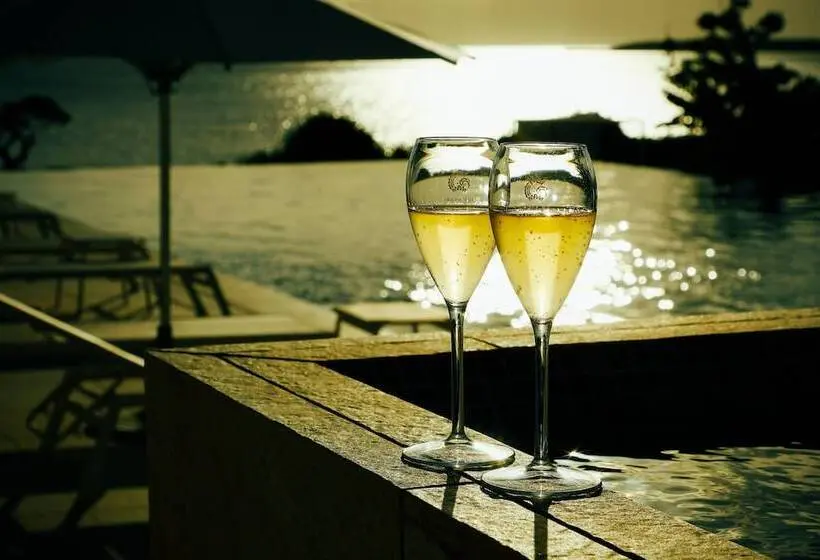 ２ダブルベッドのスタンダードルーム, Iraph Sui, A Luxury Collection Hotel, Miyako Okinawa