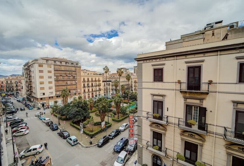 高级大房间, Liberty Suites