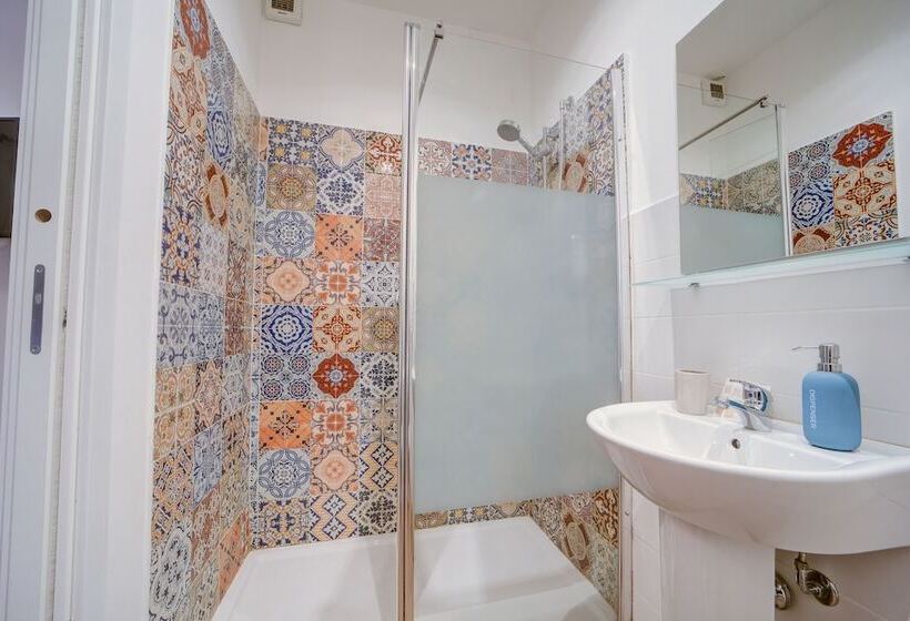 高级大房间, Liberty Suites